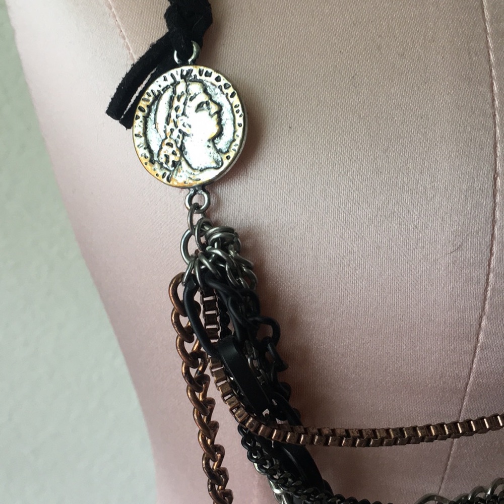 Chain necklace - Picture 2 of 3
